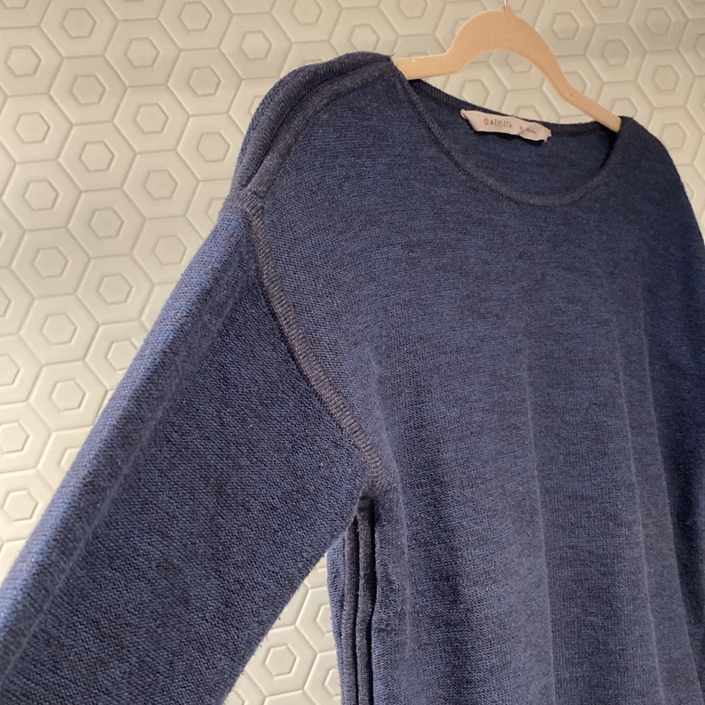 Athleta pull over fitted blue sweater
